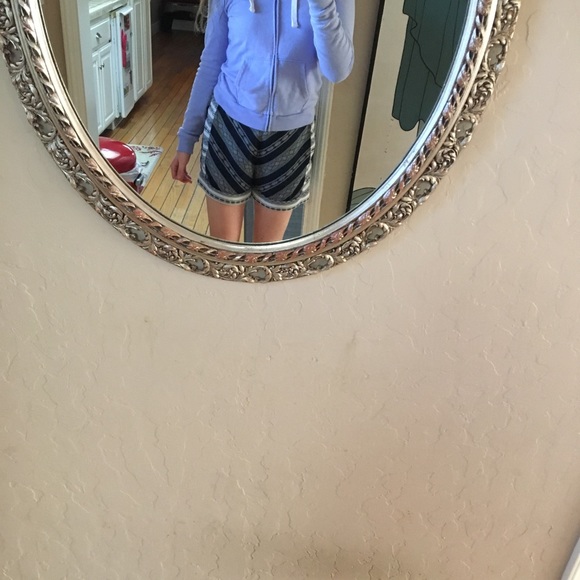 Patterned Shorts - Picture 2 of 5